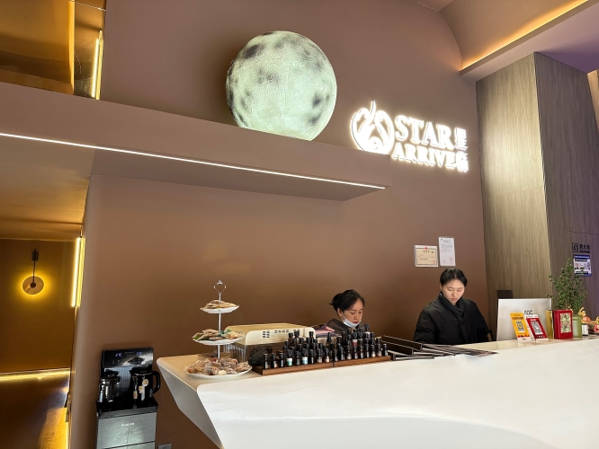 按摩推精油人妻一区二区，神秘诱惑背后的故事人体按摩精油最低价格