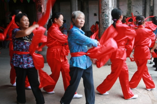 国产色综合久久久，展现多彩生活新篇章