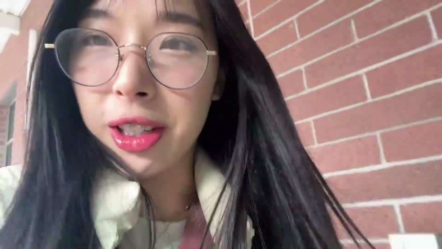 国产亚洲品久久久久久久无码国产亚洲品牌闪耀登场，无码商品引人瞩目