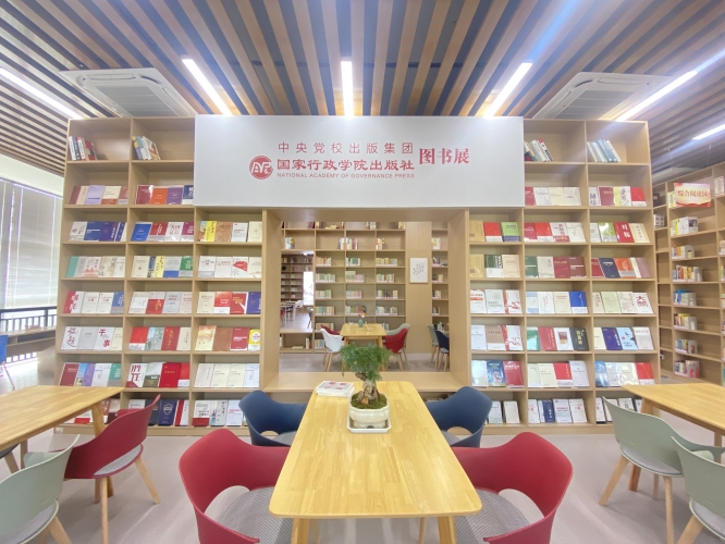 校园新闻，探索多元文化，共筑美好未来校园激情